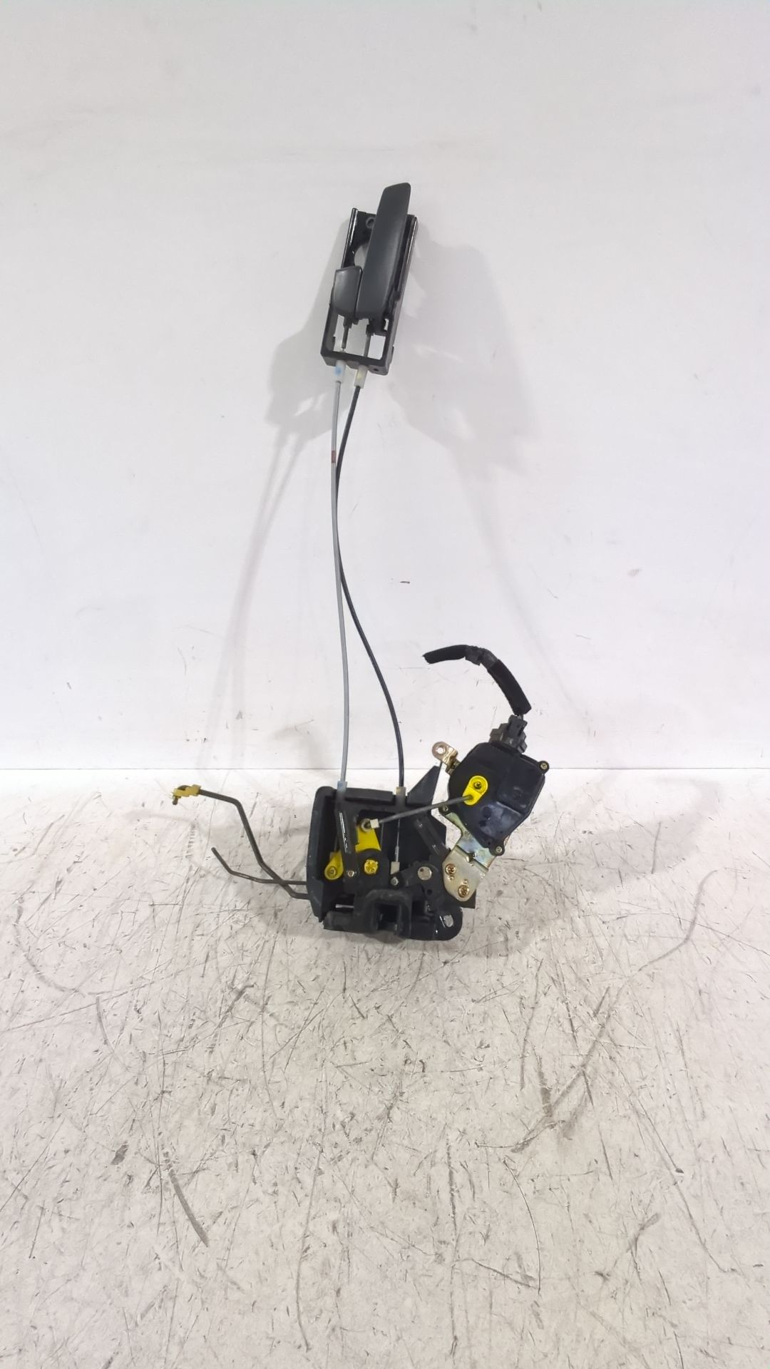 cerradura_puerta_delantera_izquierda_813111g000_kia_rio_ii_jb_1_5_crdi