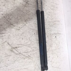 amortiguadores_maletero_porton_1150277_ford_focus_i_daw_dbw_1_8_tdci