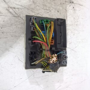 caja_reles_fusibles_2m5t14a073ac_ford_focus_i_daw_dbw_1_8_tdci