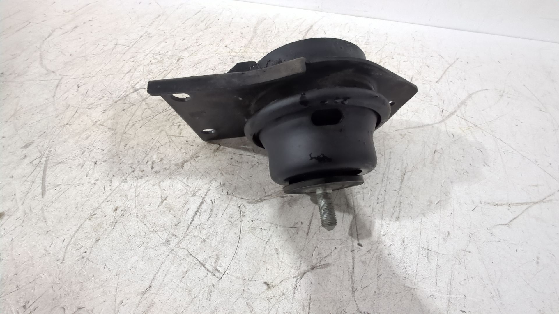 soporte_motor_derecho_218101g100_kia_rio_ii_jb_1_5_crdi