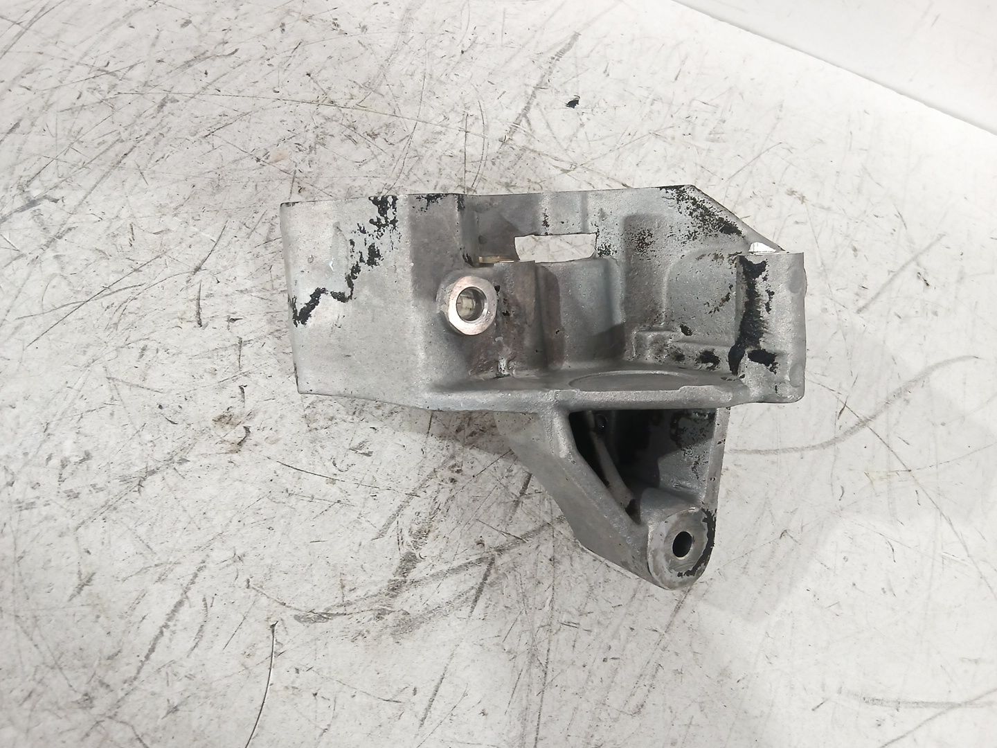 soporte_motor_derecho_awb0644_kia_rio_ii_jb_1_5_crdi