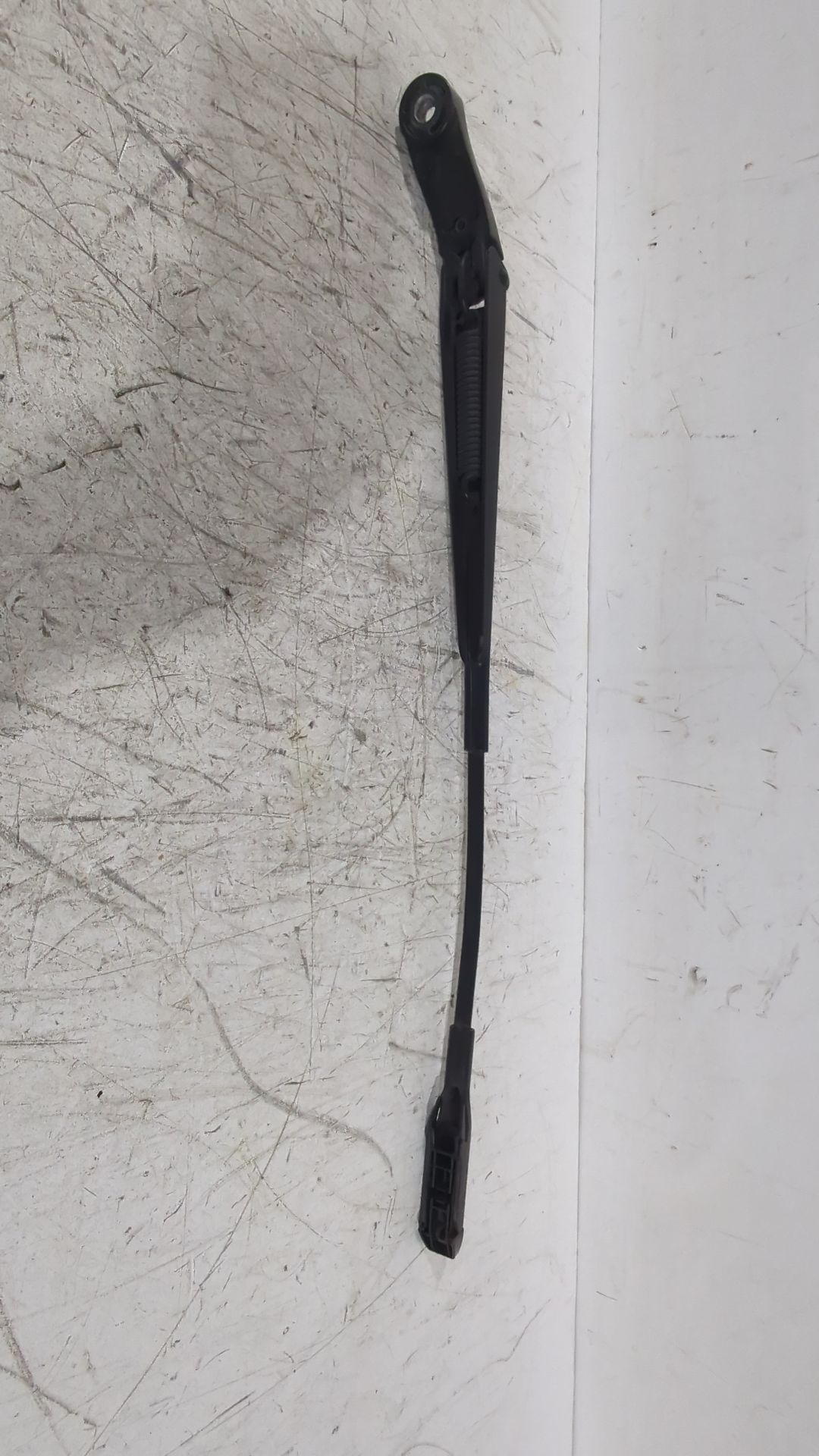 brazo_limpia_delantero_derecho_13145564_opel_zafira_zafira_family_b_a05_1_9_cdti_m75