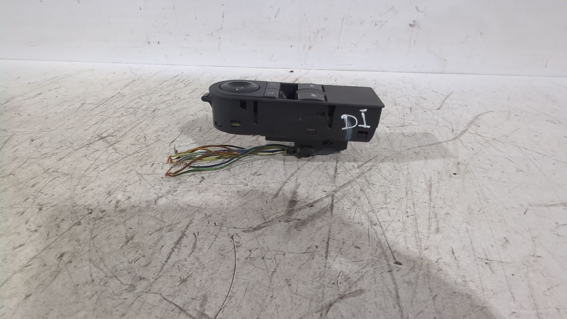 mando_elevalunas_delantero_izquierdo_13228706_opel_zafira_zafira_family_b_a05_1_9_cdti_m75