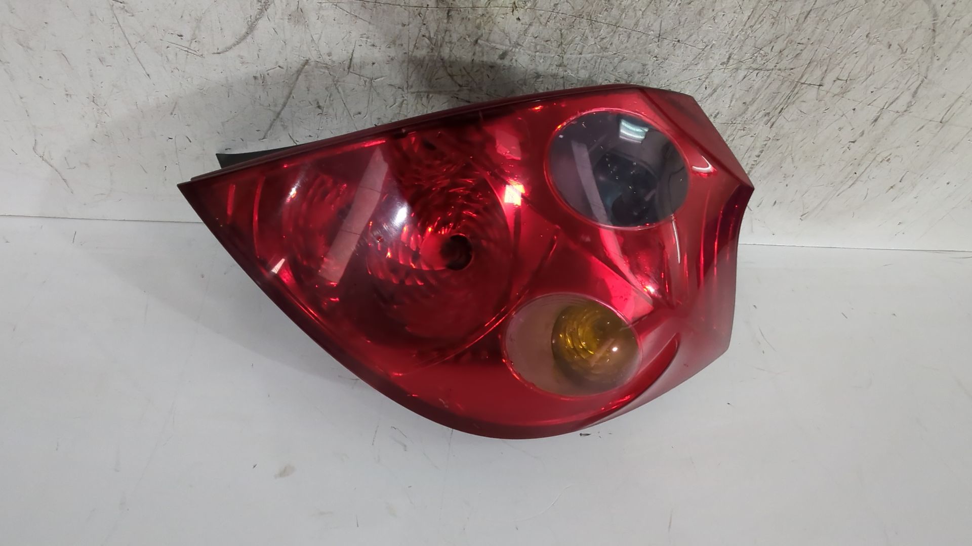 piloto_trasero_derecho_924021h000_kia_cee_d_hatchback_ed_1_6_crdi_90