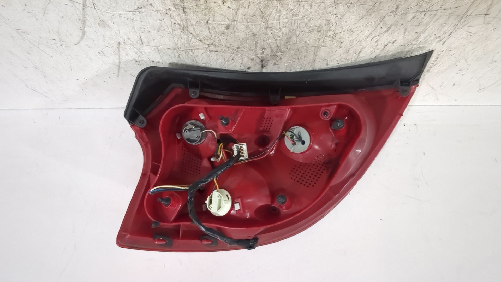 piloto_trasero_derecho_924021h000_kia_cee_d_hatchback_ed_1_6_crdi_90