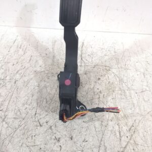 pedal_acelerador_7811002022_toyota_auris_e15_1_6_zre151