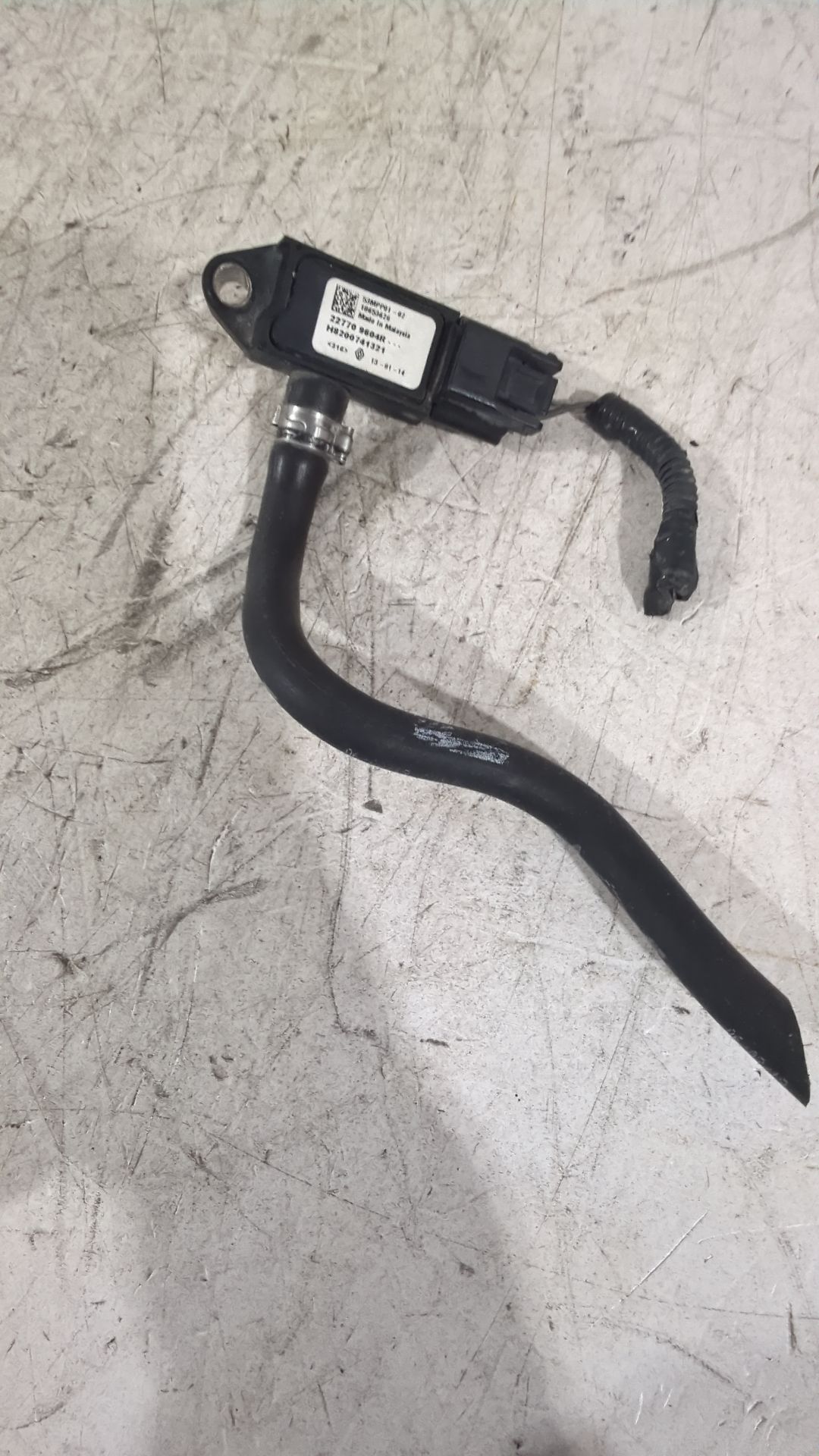 sensor_presion_227709604r_dacia_sandero_ii_b8_1_5_dci