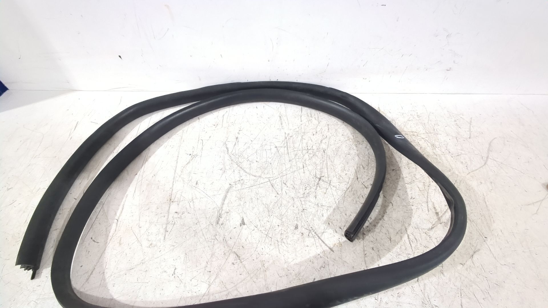 gomas_contorno_puerta_808321804r_dacia_sandero_ii_b8_1_5_dci