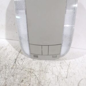 luz_interior_8126002100_toyota_auris_e15_1_6_zre151