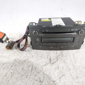 sistema_audio_radio_cd_8612002520_toyota_auris_e15_1_6_zre151