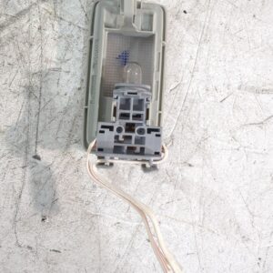 luz_interior_8134030100_toyota_auris_e15_1_6_zre151