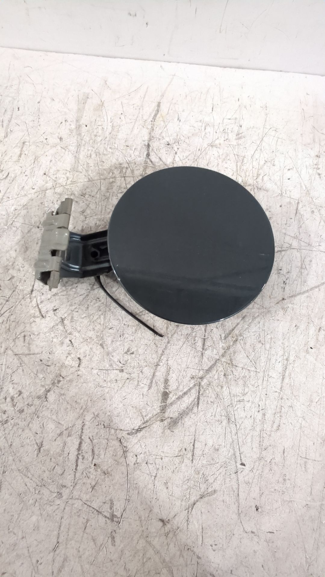 tapa_exterior_combustible_7735002100_toyota_auris_e15_1_6_zre151