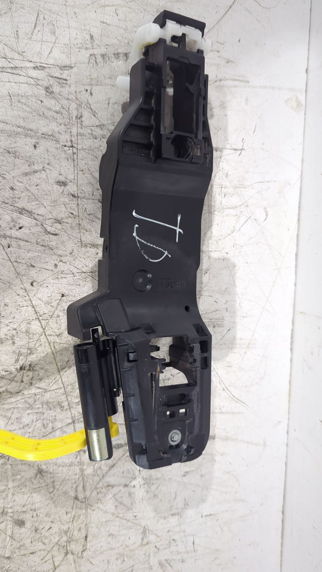 maneta_exterior_trasera_derecha_6921102934_toyota_yaris_p21_pa1_ph1_1_5_hybrid_mxph11