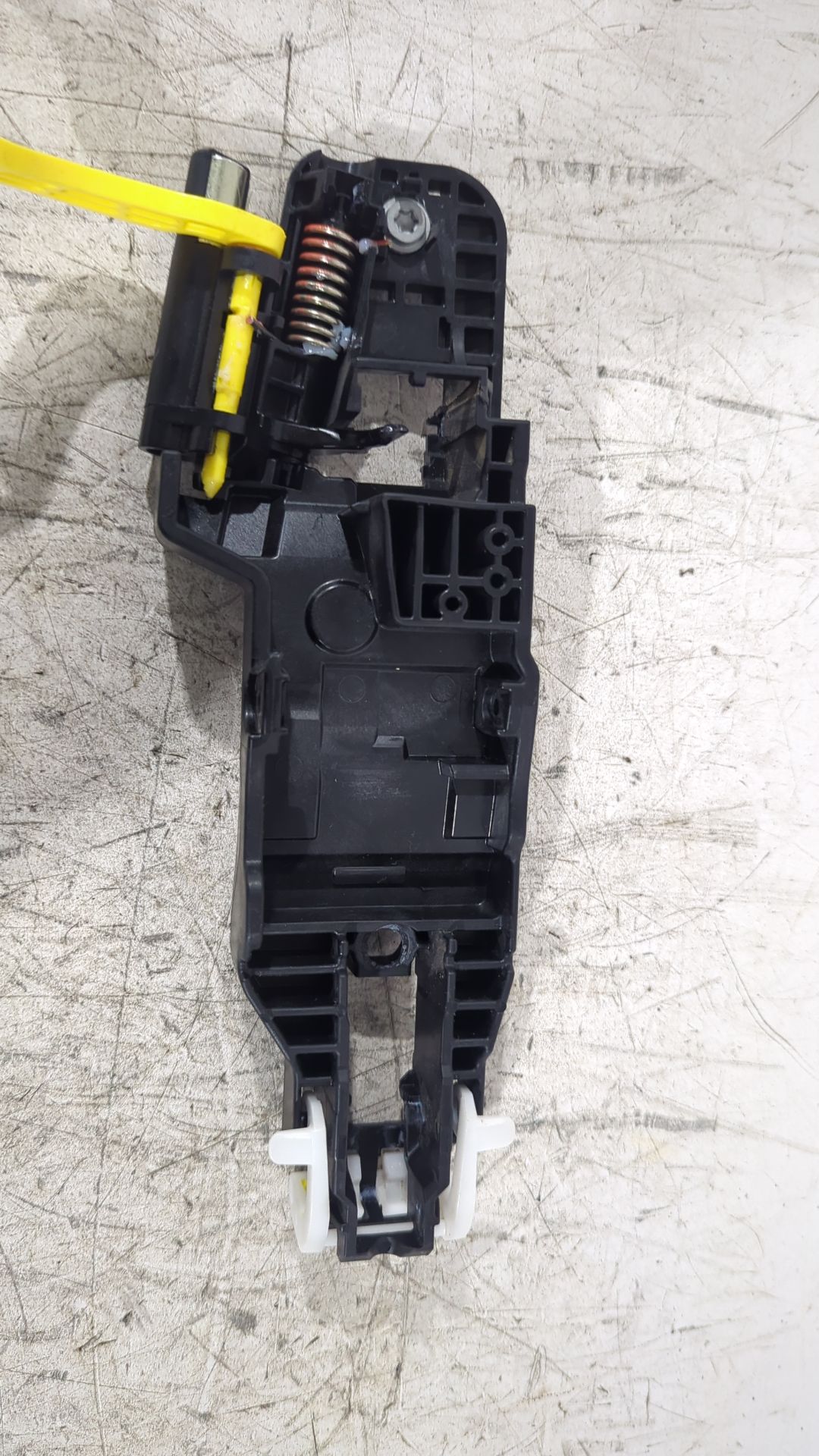 maneta_exterior_trasera_derecha_6921102934_toyota_yaris_p21_pa1_ph1_1_5_hybrid_mxph11