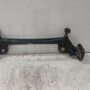 puente_trasero_42110k0030_toyota_yaris_p21_pa1_ph1_1_5_hybrid_mxph11