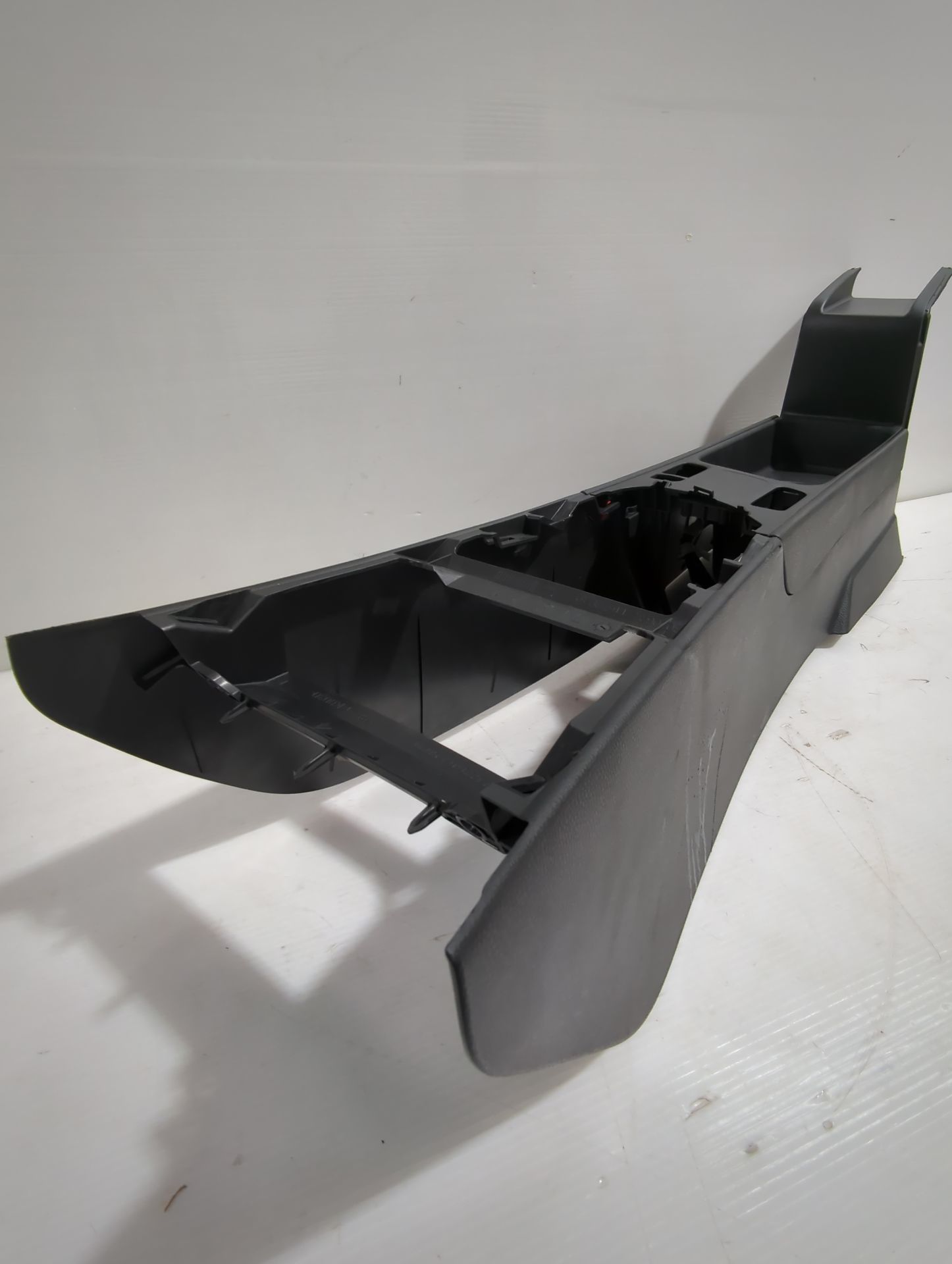 consola_central_58910k0030c0_toyota_yaris_p21_pa1_ph1_1_5_hybrid_mxph11