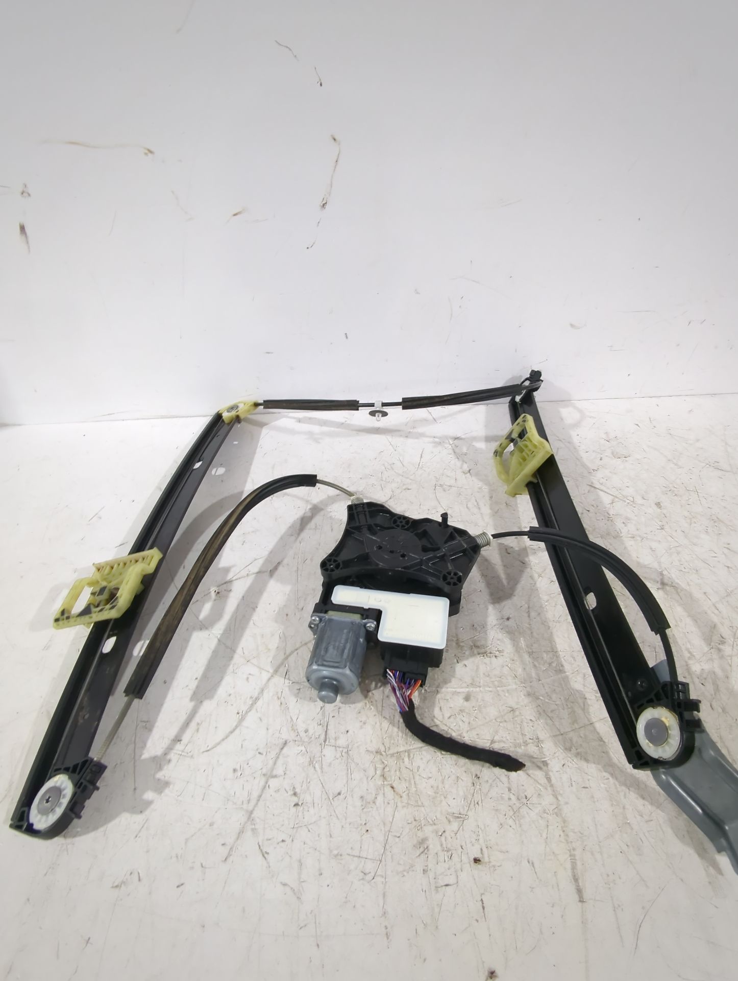 elevalunas_delantero_izquierdo_2gm837461b_volkswagen_t_cross_c11_d31_1_0_tsi