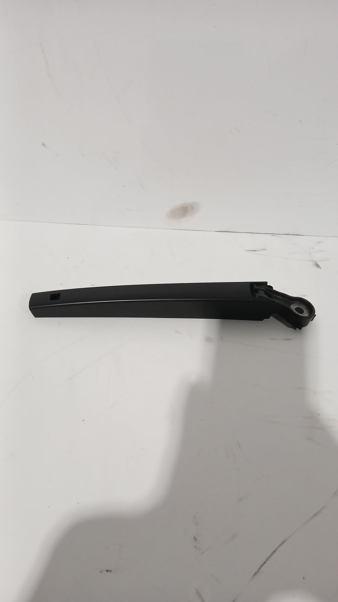 brazo_limpia_trasero_2gm95570703c_volkswagen_t_cross_c11_d31_1_0_tsi