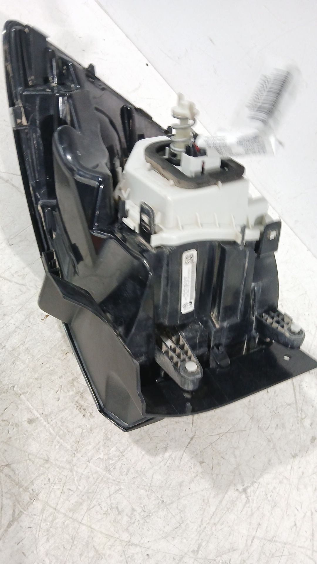 piloto_trasero_izquierdo_2gm945095b_volkswagen_t_cross_c11_d31_1_0_tsi