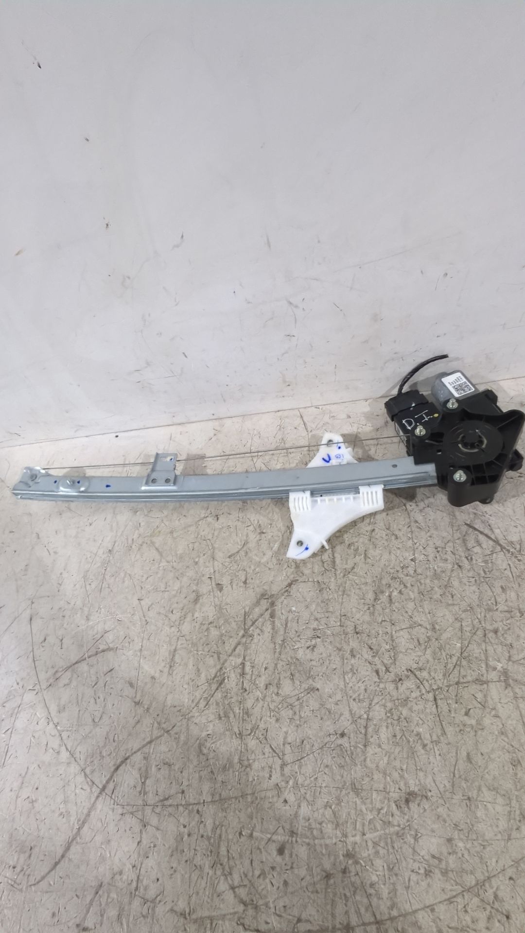 elevalunas_delantero_izquierdo_82403q0010_hyundai_i20_iii_bc3_bi3_1_0_t_gdi