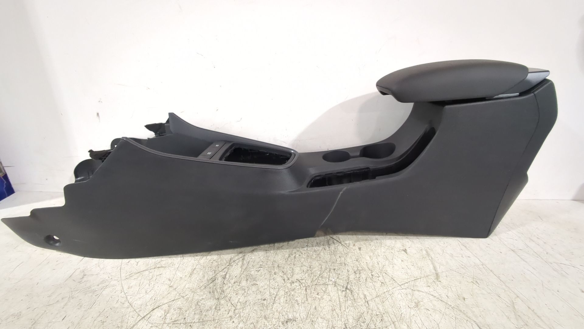 consola_central_84611q0100nnb_hyundai_i20_iii_bc3_bi3_1_0_t_gdi