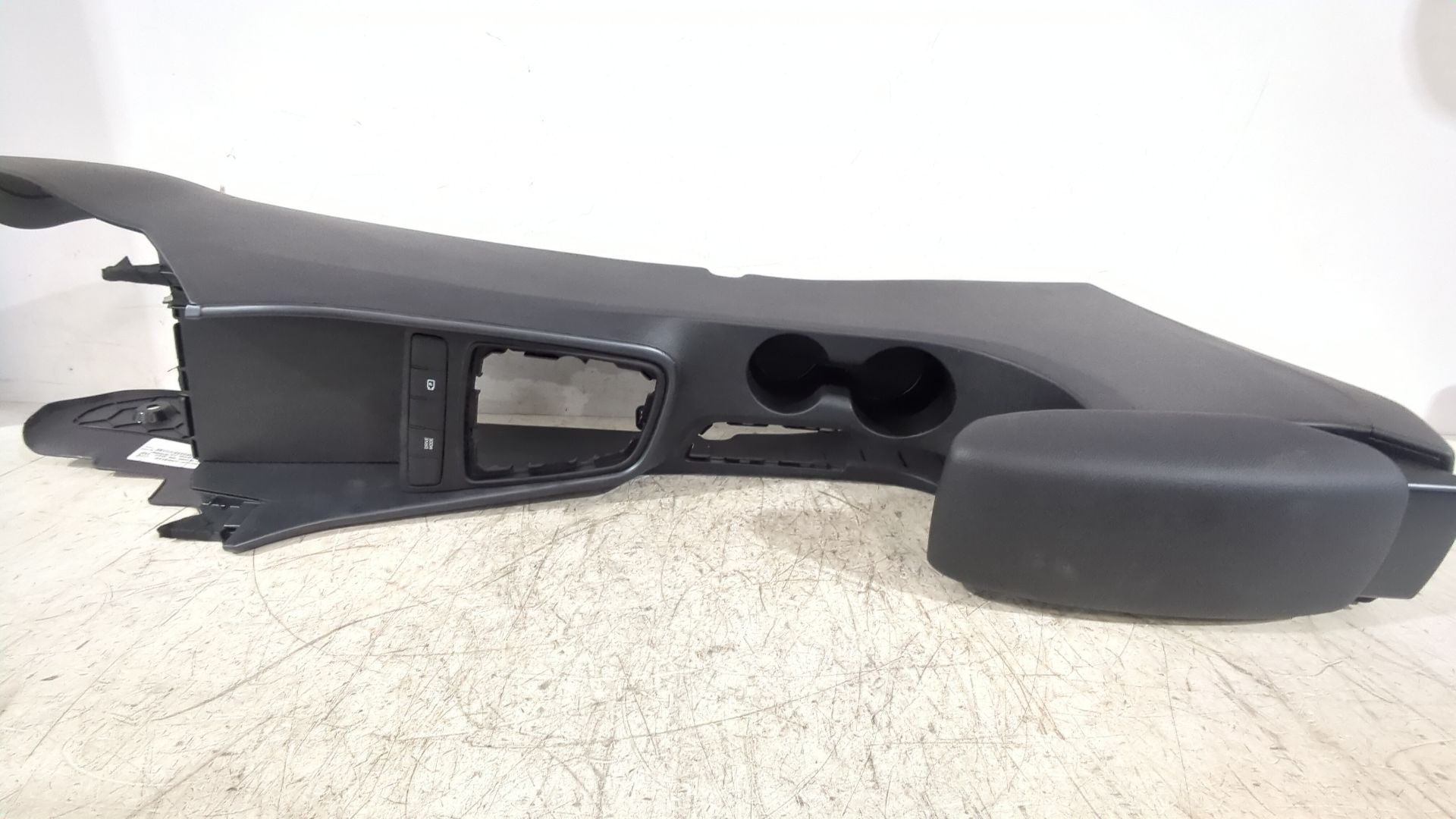 consola_central_84611q0100nnb_hyundai_i20_iii_bc3_bi3_1_0_t_gdi