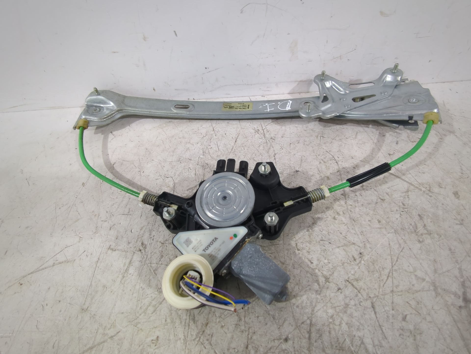 elevalunas_delantero_izquierdo_6980212273_toyota_corolla_hatchback_e21_ea1_eh1_1_8_vvti_hybrid_zwe219