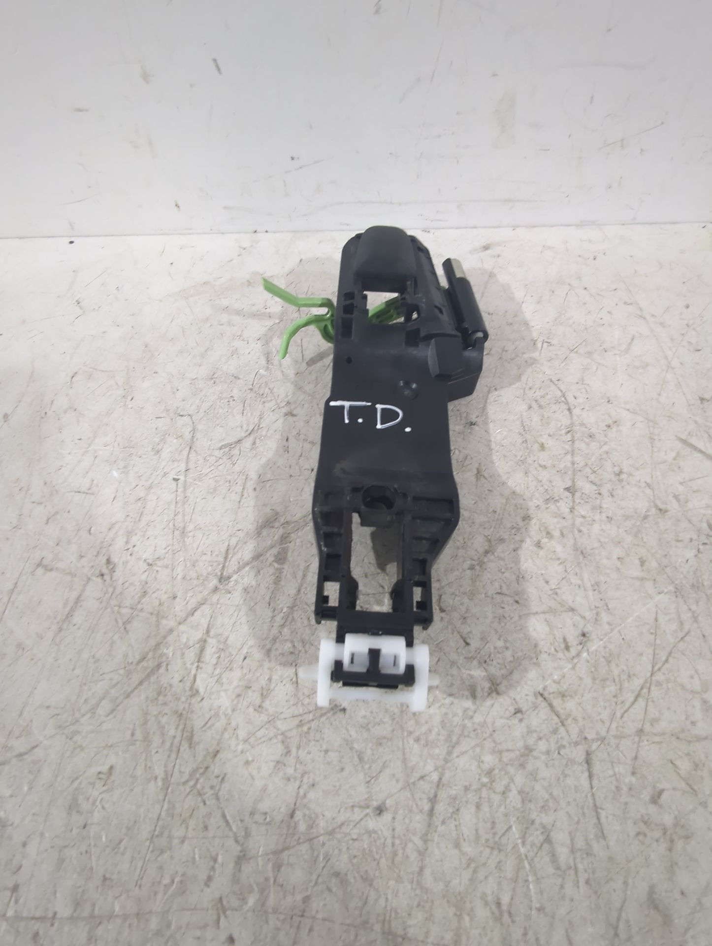 maneta_exterior_trasera_derecha_6921102934_toyota_corolla_hatchback_e21_ea1_eh1_1_8_vvti_hybrid_zwe219