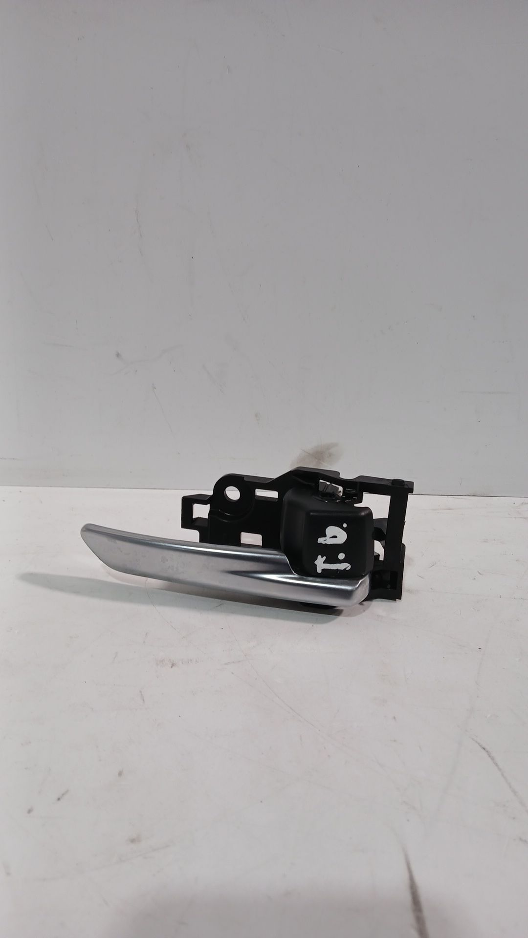 maneta_interior_trasera_derecha_6920502350b1_toyota_corolla_hatchback_e21_ea1_eh1_1_8_vvti_hybrid_zwe219