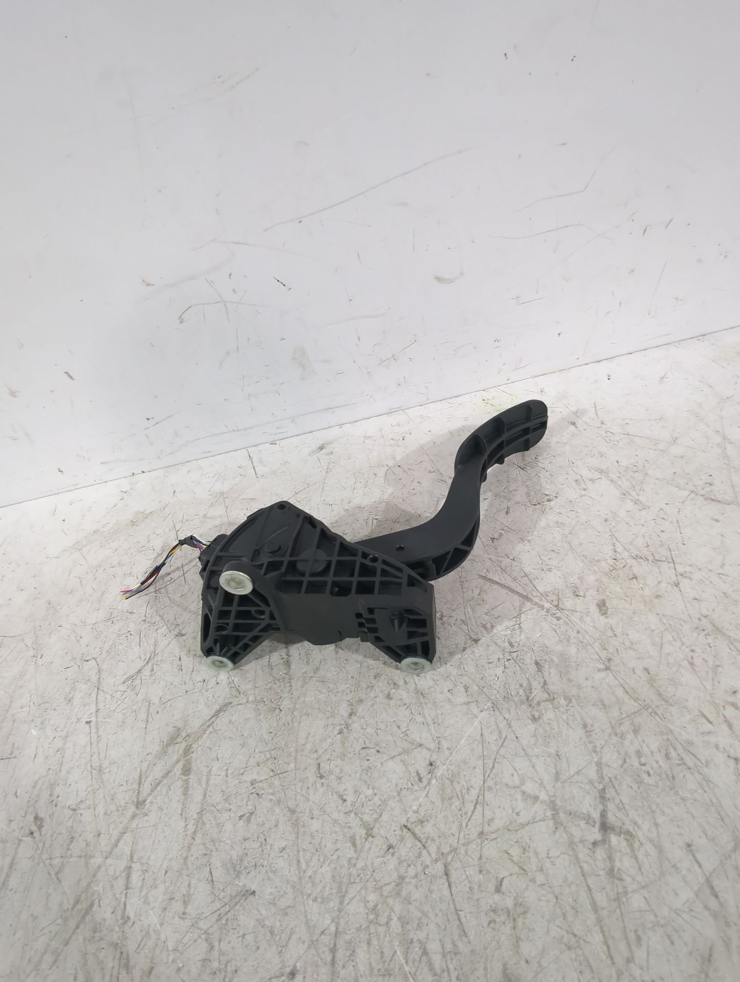 pedal_acelerador_7811002211_toyota_corolla_hatchback_e21_ea1_eh1_1_8_vvti_hybrid_zwe219