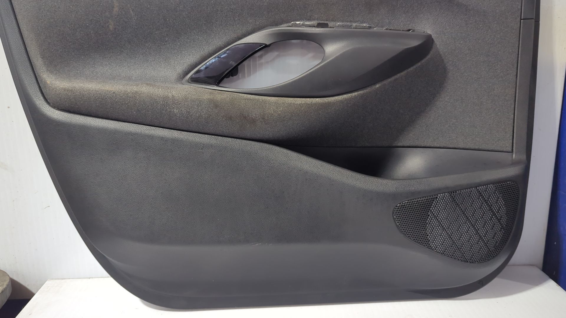 guarnecido_puerta_delantera_izquierda_67620k0100_toyota_yaris_p21_pa1_ph1_1_5_hybrid_mxph11