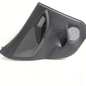 guarnecido_puerta_trasera_izquierda_67640k0120_toyota_yaris_p21_pa1_ph1_1_5_hybrid_mxph11