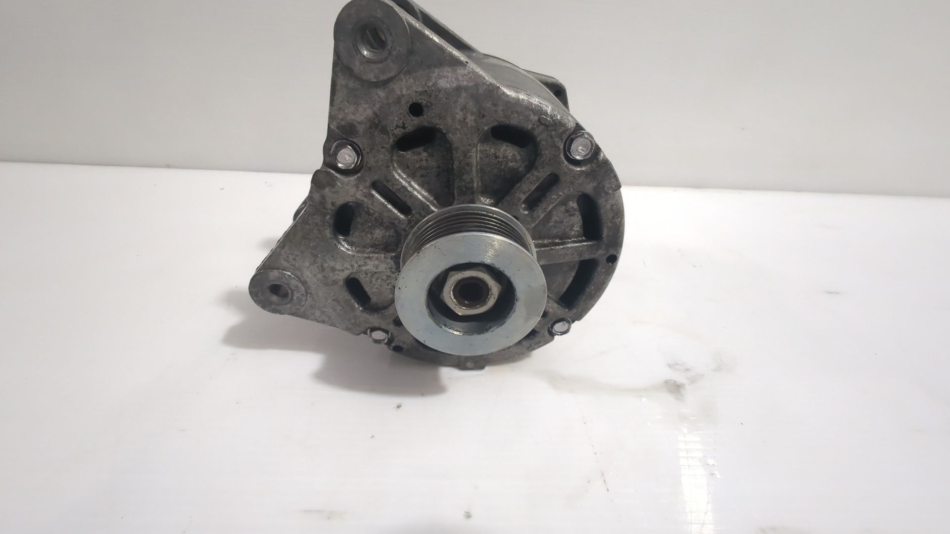 alternador_059903015px_volkswagen_ph_ton_3d1_3d2_3d3_3d4_3d6_3d7_3d8_3d9_3_0_v6_tdi_4motion