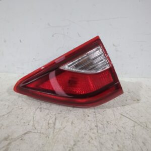 piloto_trasero_derecho_interior_92404h8400_kia_stonic_yb_1_0_t_gdi