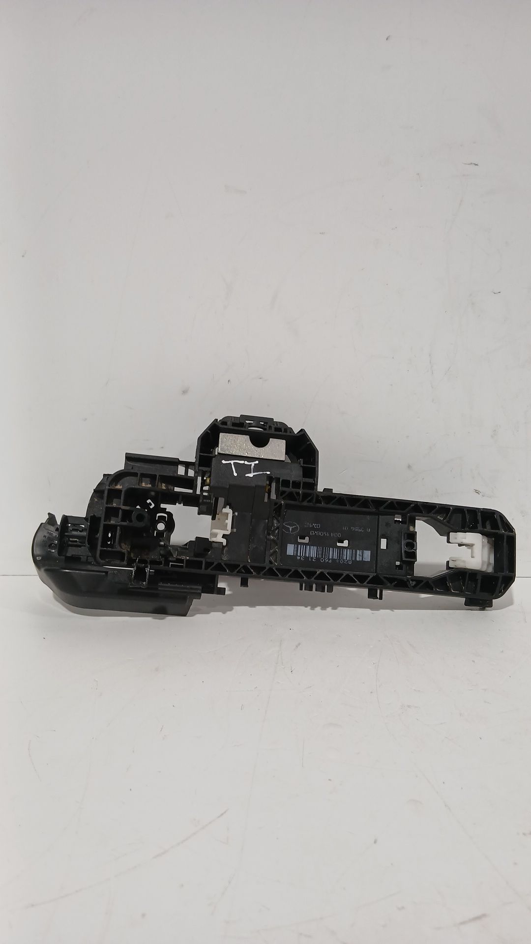 maneta_exterior_trasera_izquierda_204760017064999_mercedes_benz_clase_b_sports_tourer_w246_w242_b_180_cdi_d_246_212