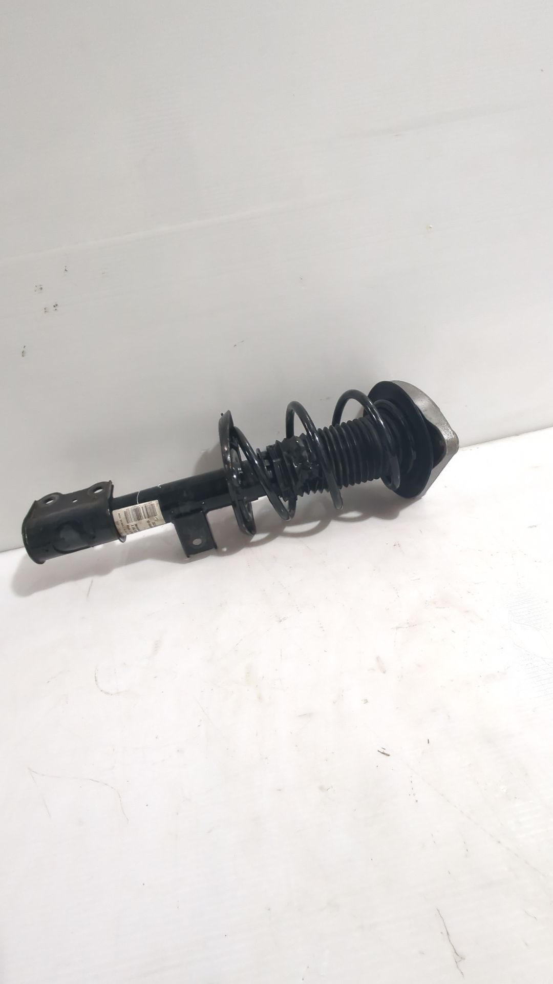 amortiguador_delantero_izquierdo_2463233500_mercedes_benz_clase_b_sports_tourer_w246_w242_b_180_cdi_d_246_212