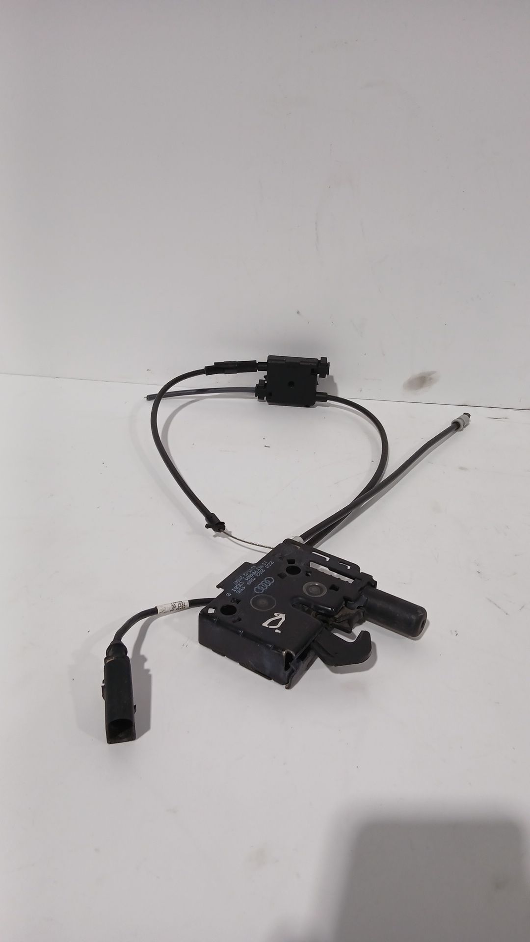 cerradura_capo_8s082350915s_volkswagen_t_cross_c11_d31_1_0_tsi