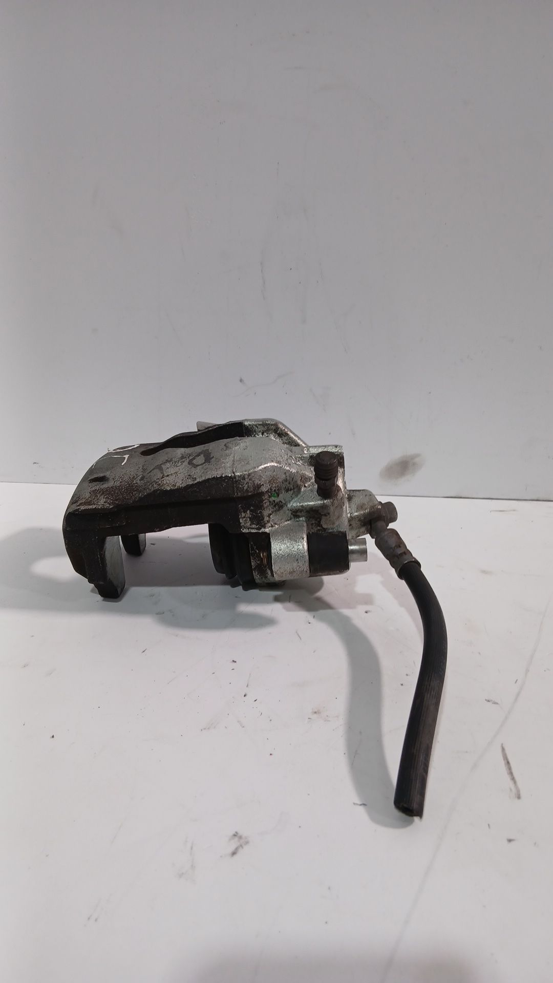 pinza_de_freno_delantera_izquierda_2q0615123a_volkswagen_t_cross_c11_d31_1_0_tsi