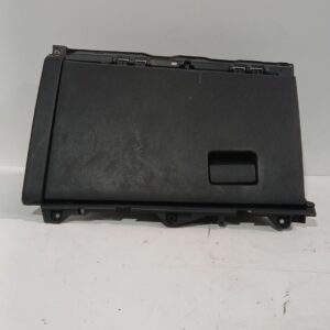 guantera_5555202430_toyota_corolla_hatchback_e21_ea1_eh1_1_8_vvti_hybrid_zwe219