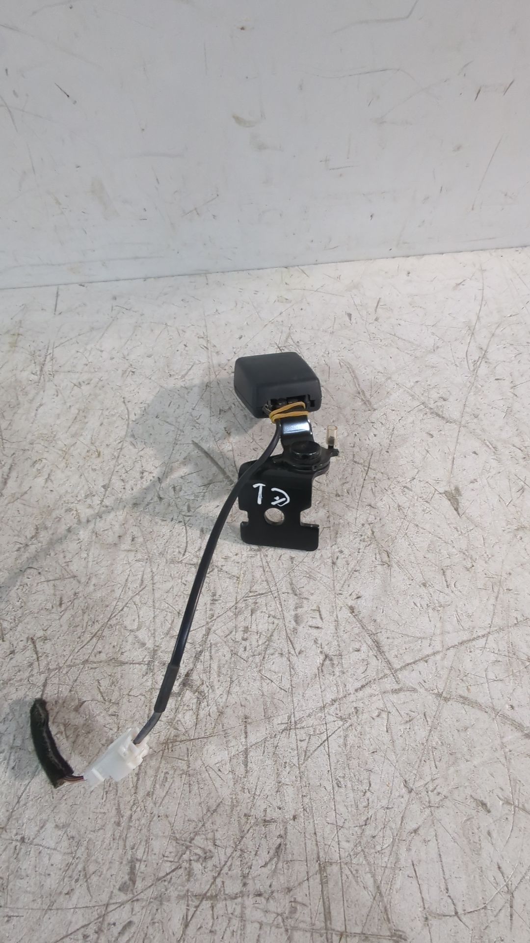 enganche_cinturon_trasero_derecho_89830j7000wk_kia_ceed_cd_1_0_t_gdi