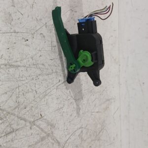 motor_apertura_trampillas_0132801303_audi_a4_b6_8e2_1_9_tdi