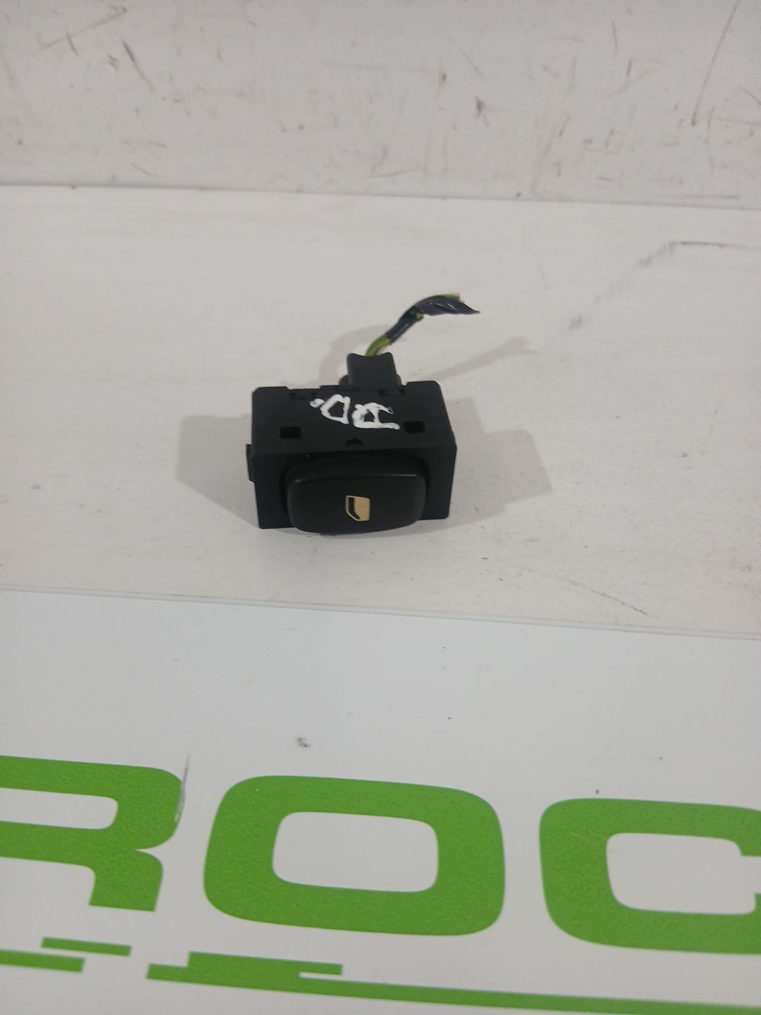 mando_elevalunas_delantero_derecho_6554e8_peugeot_407_6d_1_6_hdi_110_6d9hzc_6d9hyc