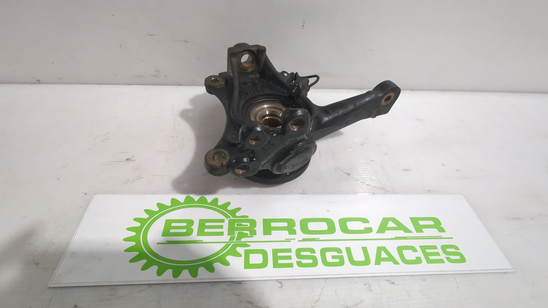 mangueta_delantera_derecha_1640790480_peugeot_407_6d_1_6_hdi_110_6d9hzc_6d9hyc