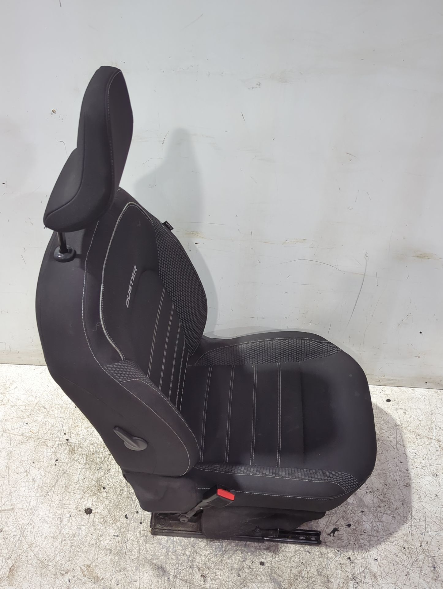 asiento_delantero_izquierdo_dacia_duster_hm_1_0_tce_90