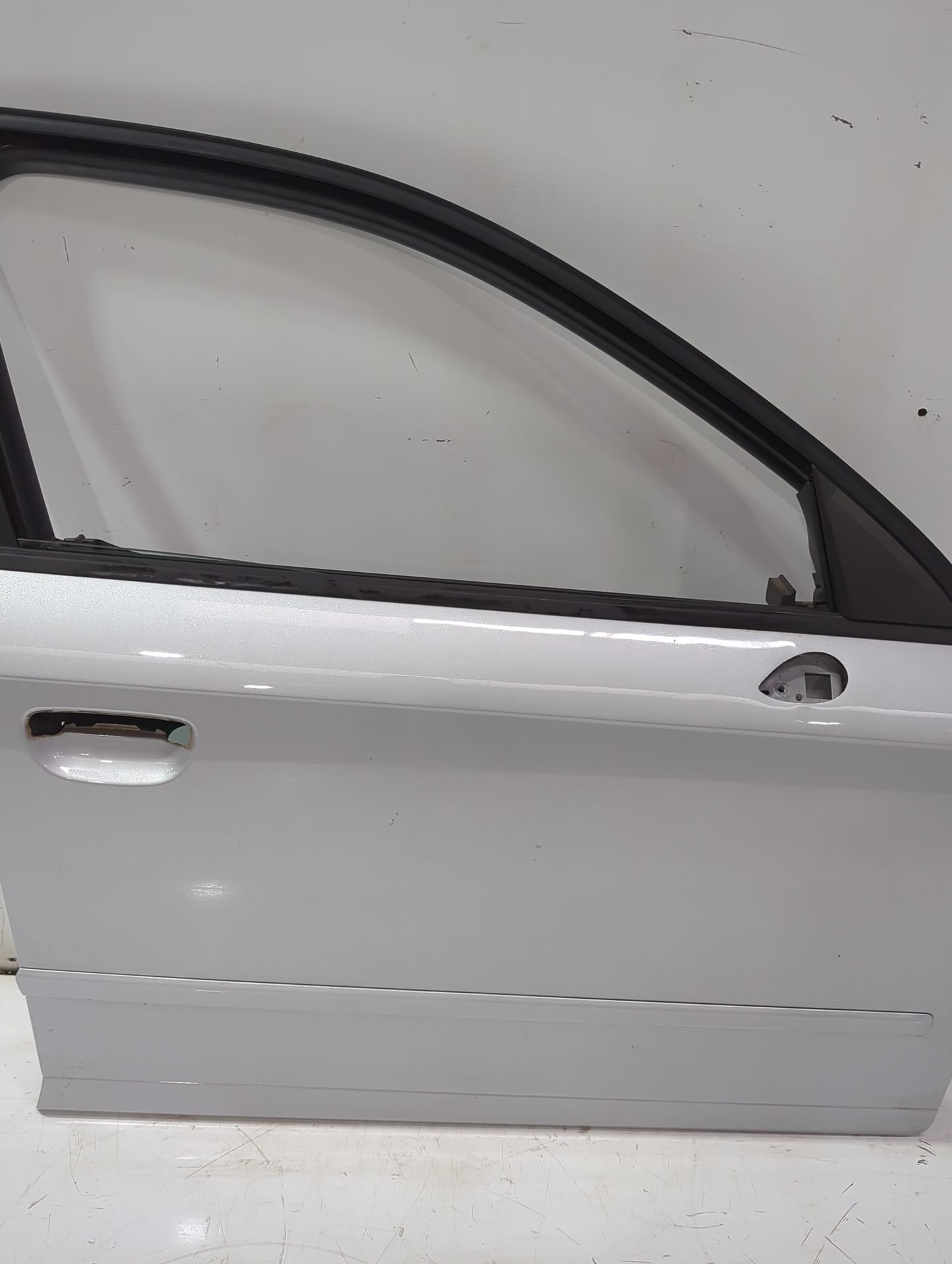 puerta_delantera_derecha_3r0831052_seat_exeo_3r2_1_8_tsi