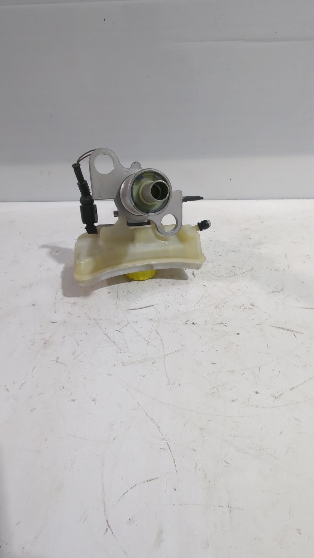 bomba_freno_8e0611021_seat_exeo_3r2_1_8_tsi