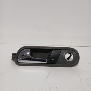maneta_interior_delantera_izquierda_6l0837113h_seat_ibiza_iii_6l1_1_4_tdi