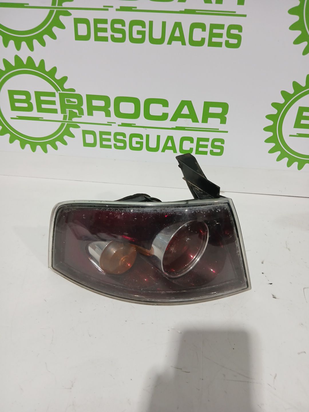 piloto_trasero_izquierdo_6l6945111d_seat_ibiza_iii_6l1_1_4_tdi