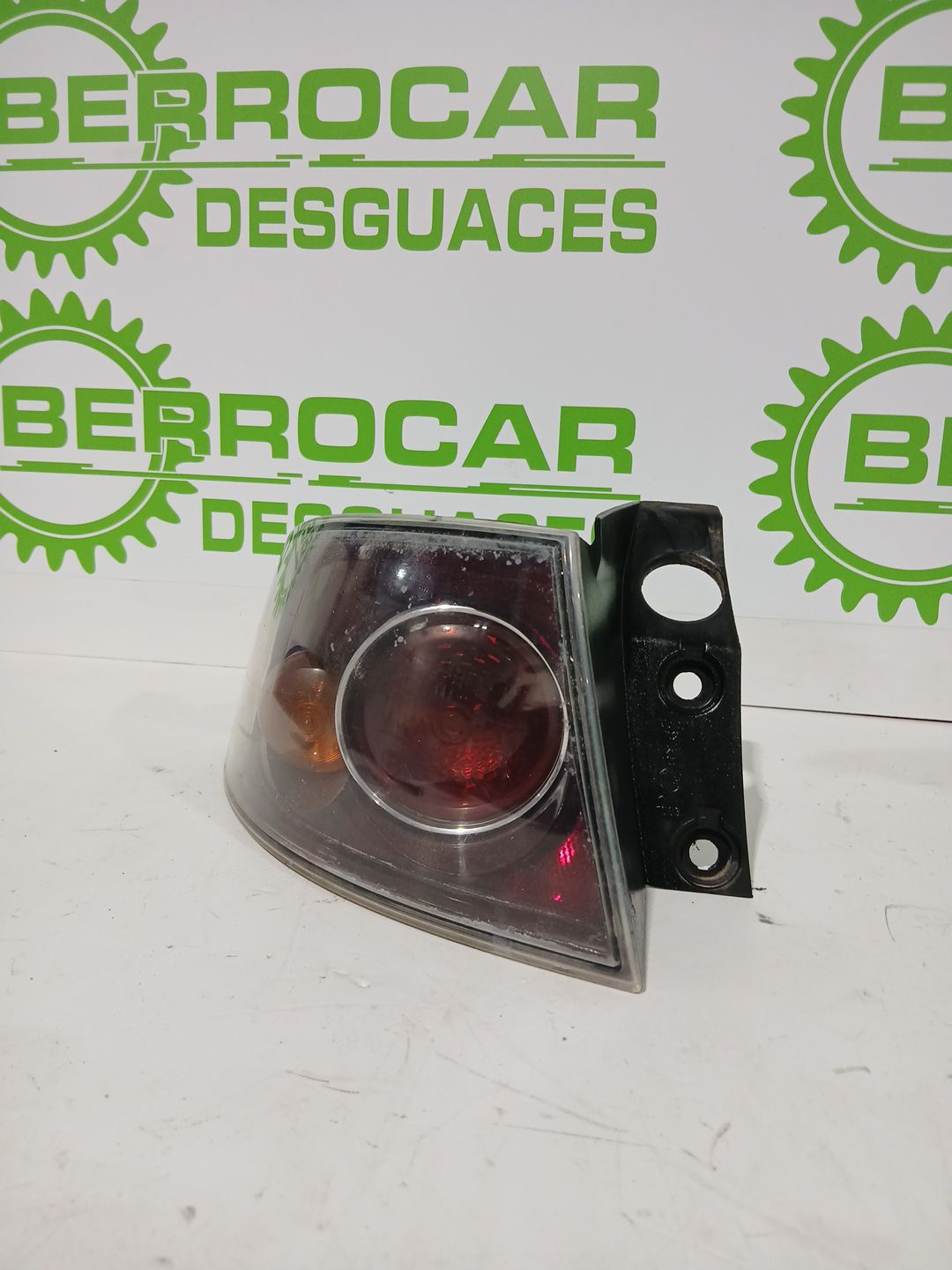 piloto_trasero_izquierdo_6l6945111d_seat_ibiza_iii_6l1_1_4_tdi