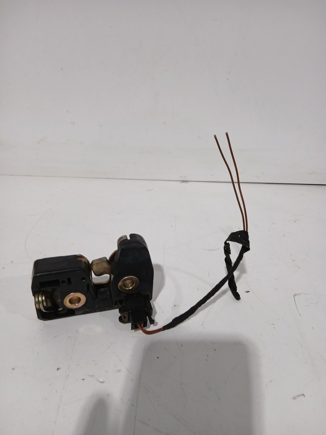 cerradura_maletero_porton_1h6827505b_volkswagen_golf_v_1k1_2_0_fsi